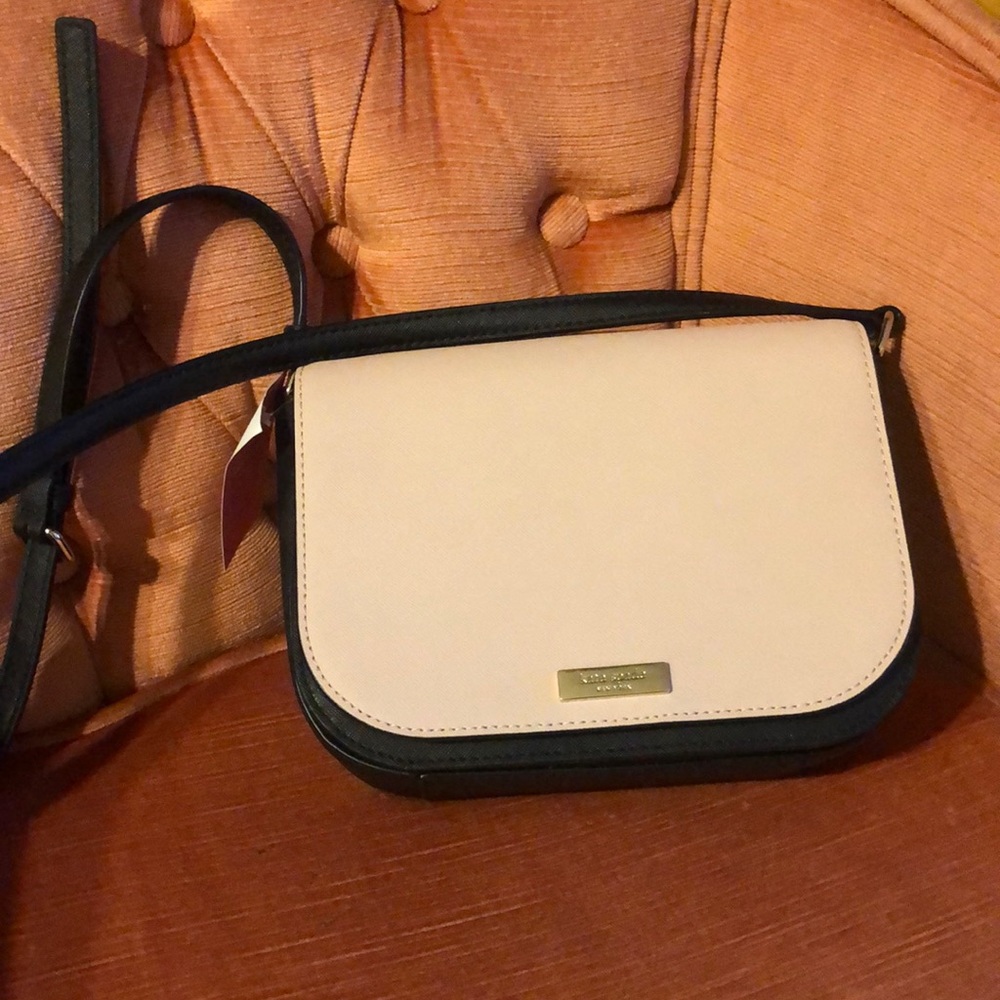 NWT Kate Spade Laurel Way Large Carsen Crossbody Light Pink and Black